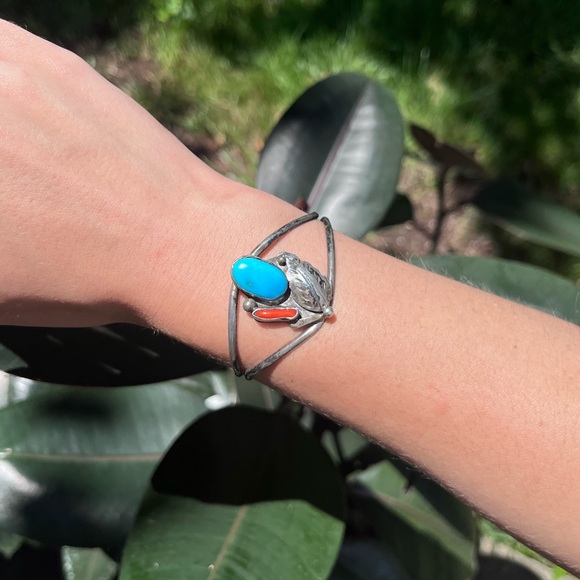 Vintage Red Coral & Turquoise Sterling Silver Cuff - Picture 3 of 16
